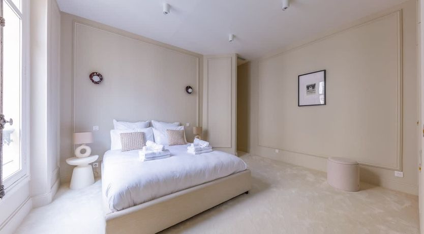 Photo of The Jewel of Paris