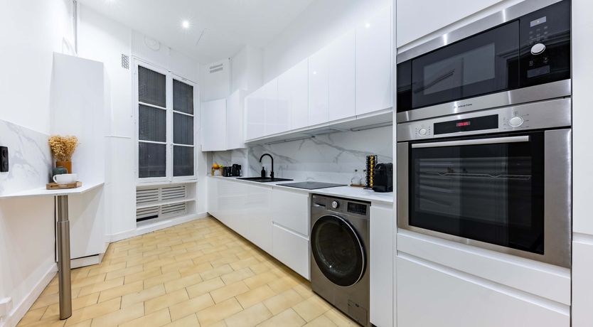 Photo of A Paris Icon