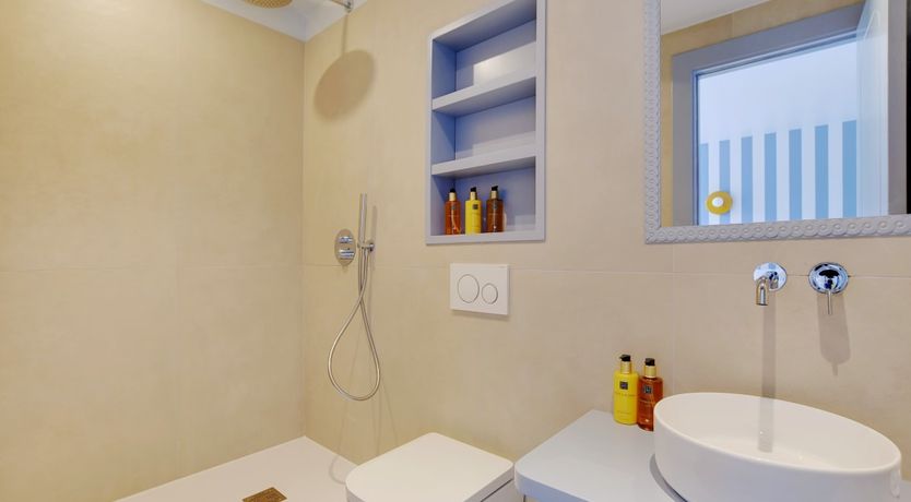 Photo of Vibrant Vintage