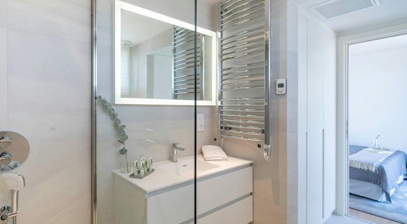 Photo of Sea & Hills