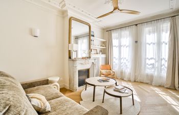 Le Marais Chic Holiday Home