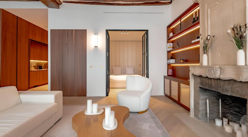 Photo of Marble & Beams