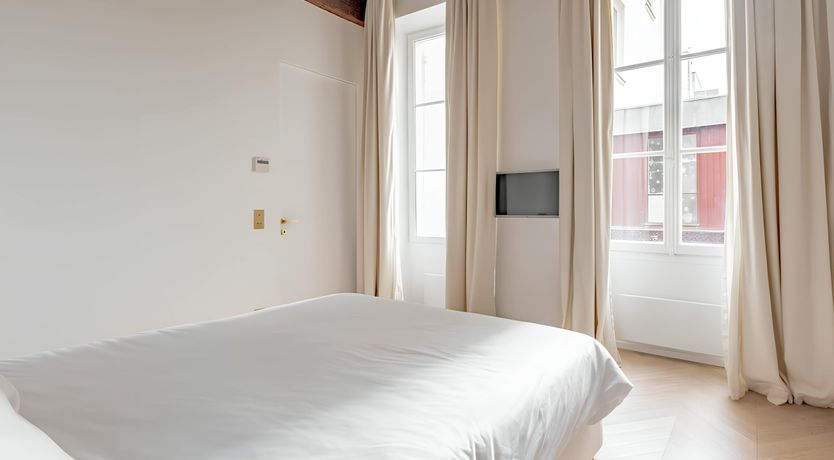 Photo of Marble & Beams