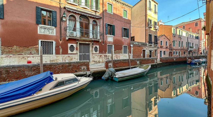 Photo of Gliding Gondolas