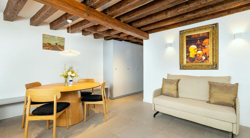 Photo of Gliding Gondolas