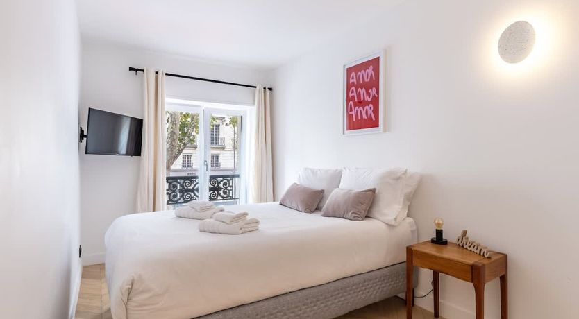 Photo of Madeleine Moment