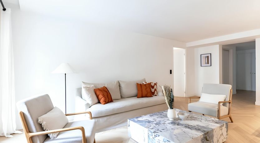 Photo of Madeleine Moment