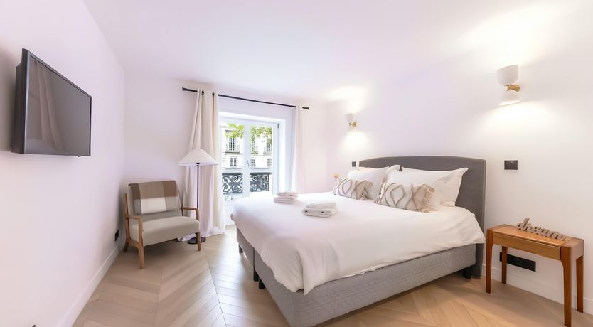 Photo of Madeleine Moment