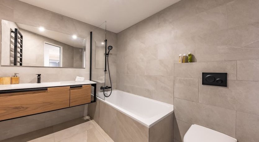 Photo of Madeleine Moment