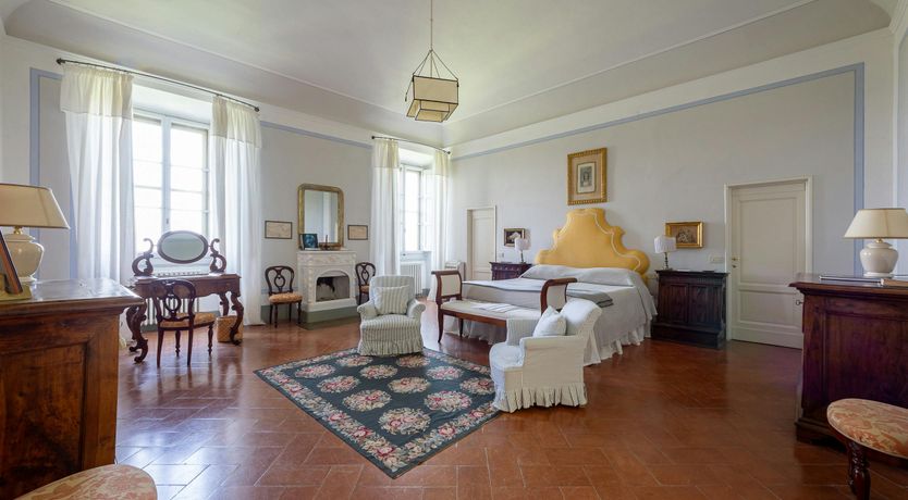 Photo of The Chianti Moon