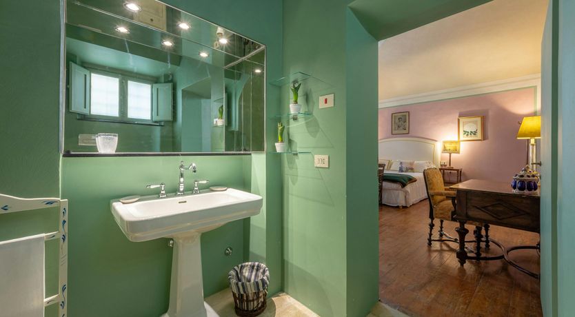 Photo of The Chianti Moon