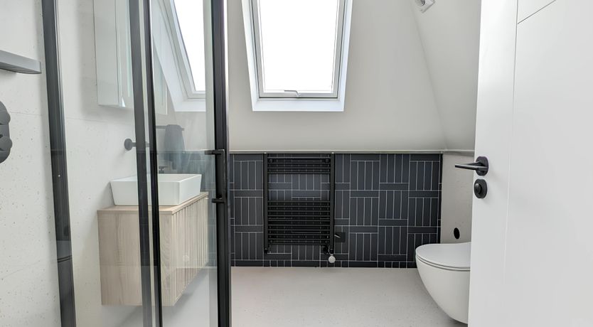 Photo of Sleek & Sharp