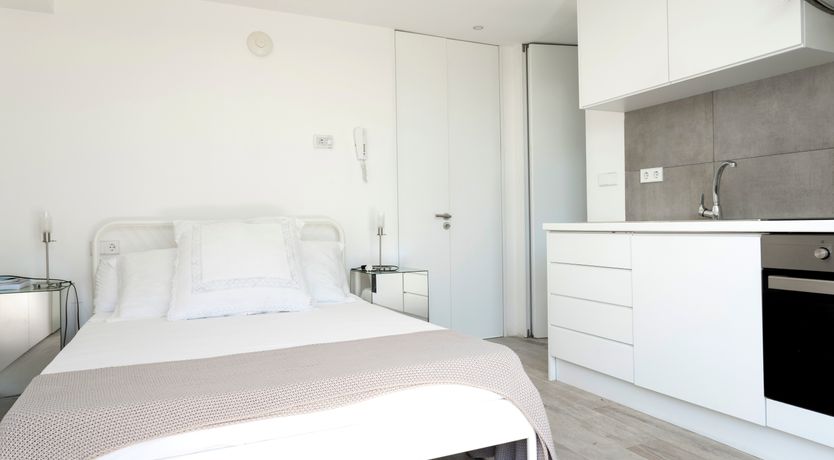 Photo of Shimmer & Sunlight