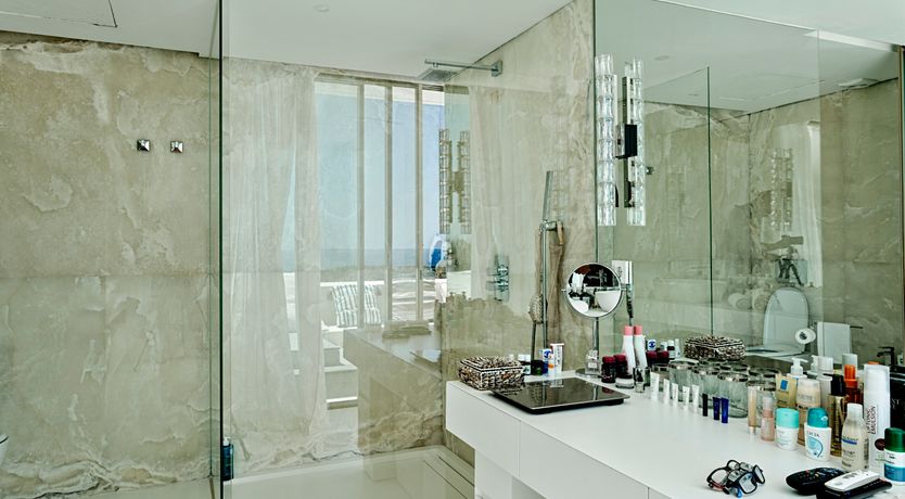 Photo of Shimmer & Sunlight