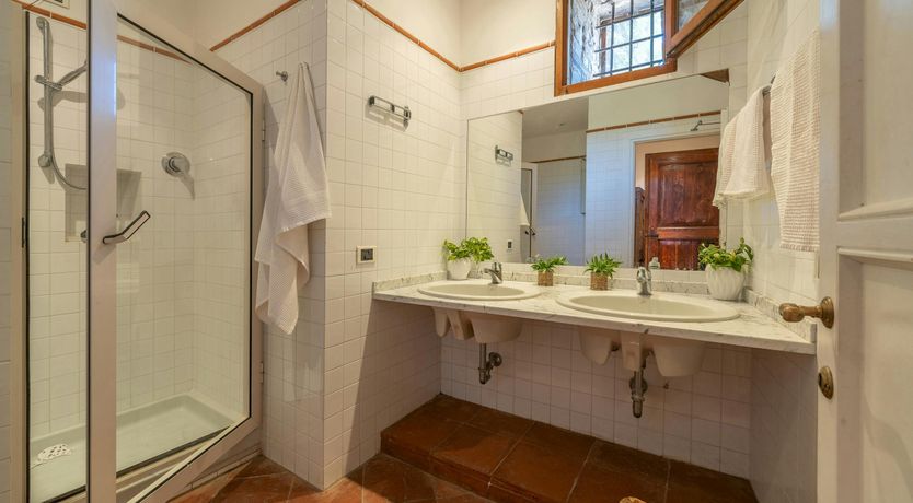 Photo of Umbrian Stone