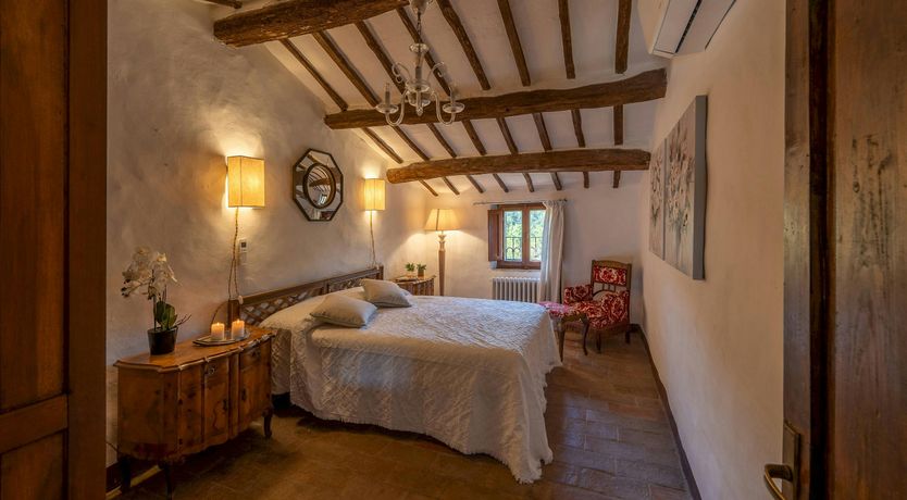 Photo of Umbrian Stone