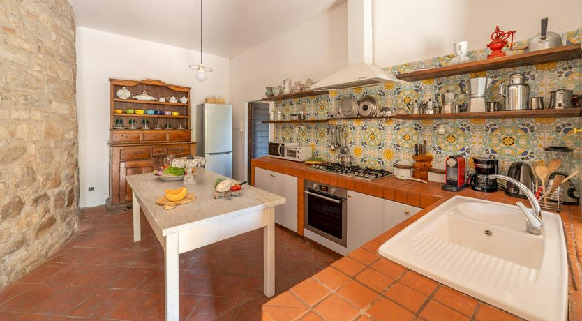 Photo of Umbrian Stone