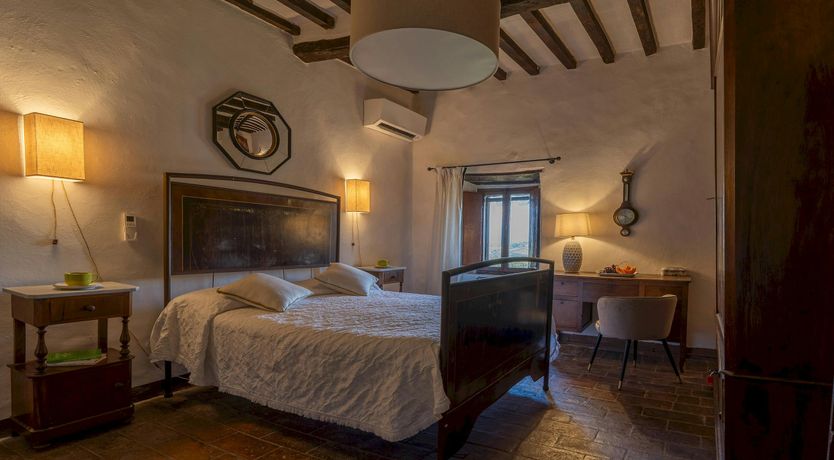 Photo of Umbrian Stone