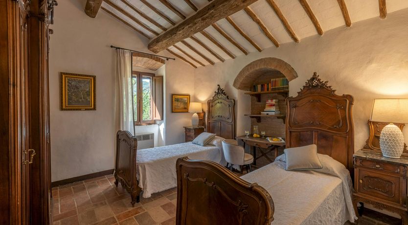 Photo of Umbrian Stone