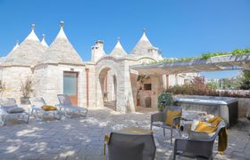 Photo of oak-trulli