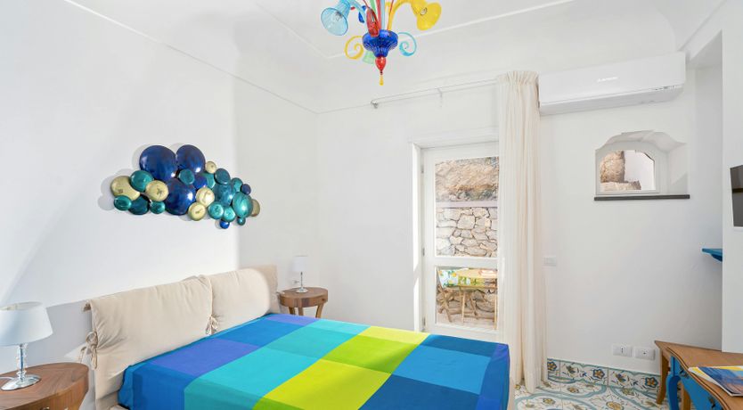 Photo of Capri Colours