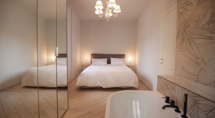 Photo of Florentine Modern