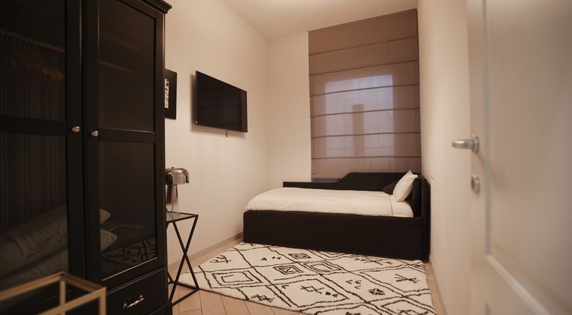 Photo of Florentine Modern