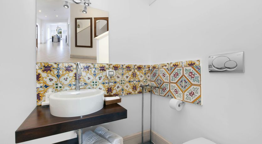 Photo of The Italian Pearl