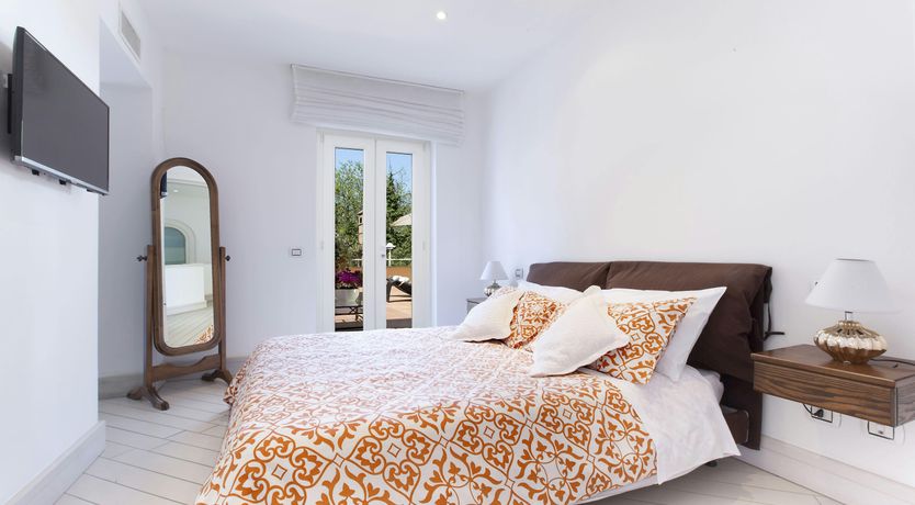 Photo of The Italian Pearl