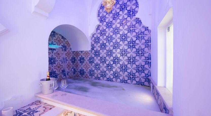 Photo of Majolica Magic