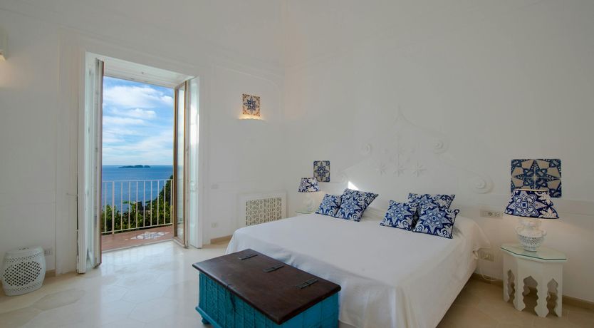 Photo of Majolica Magic