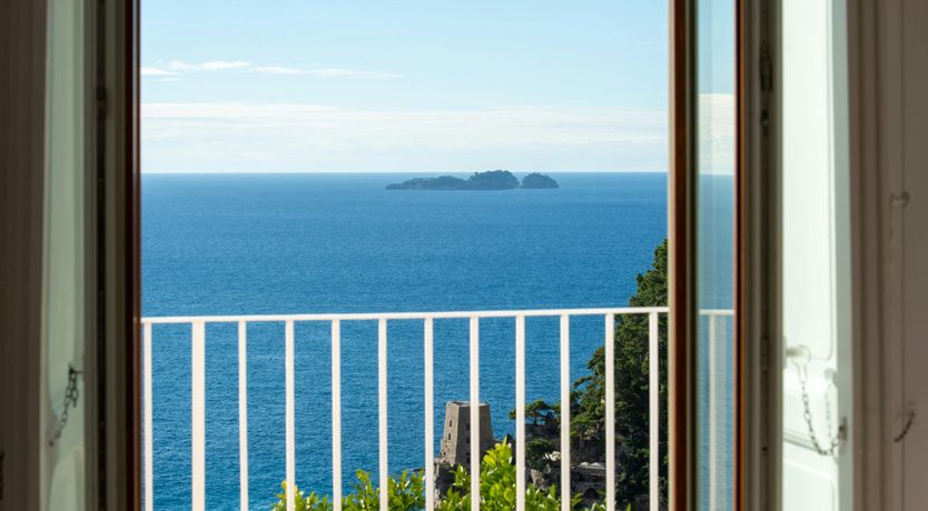 Photo of Majolica Magic