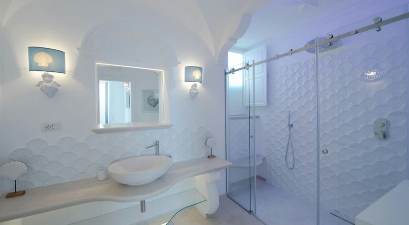 Photo of Majolica Magic