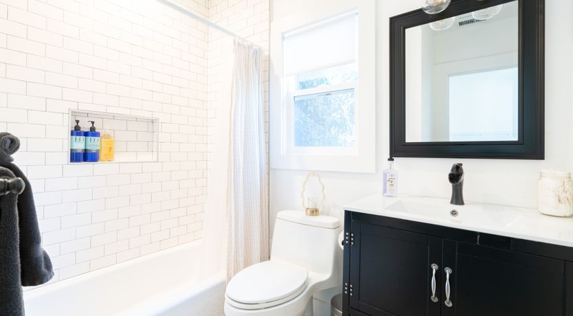 Photo of Sittin' Pretty