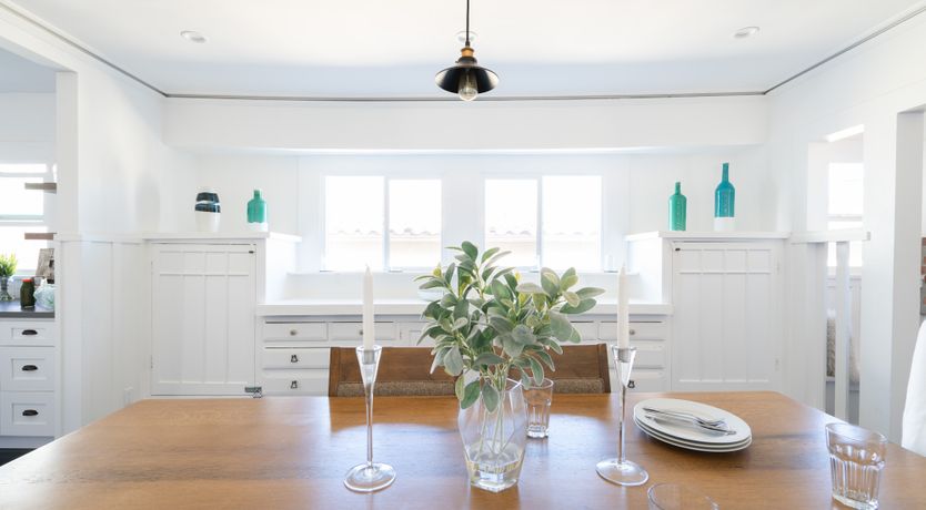 Photo of Sittin' Pretty