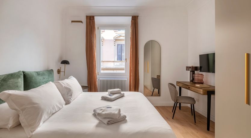 Photo of Roman Paradise