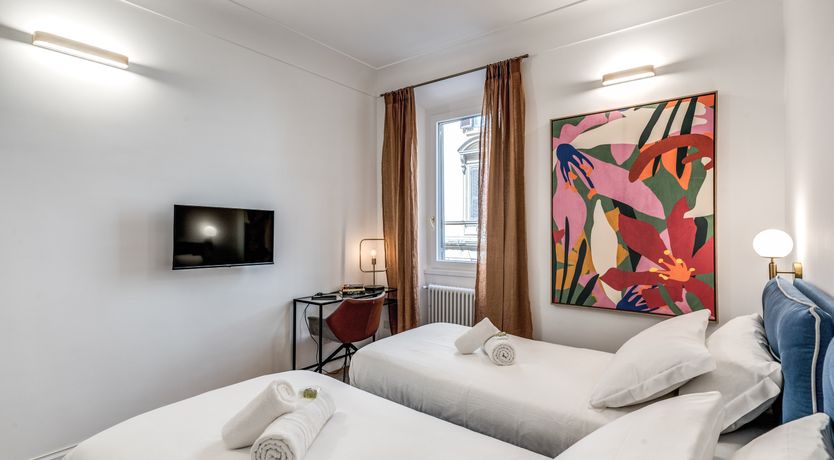 Photo of Roman Paradise