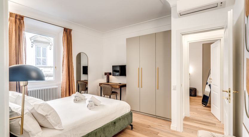 Photo of Roman Paradise