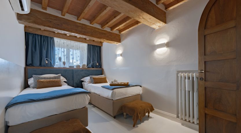 Photo of Windows on Florence