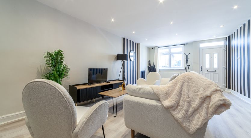 Photo of Black, White & Teal