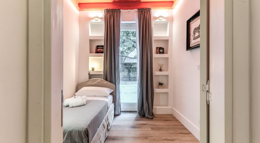 Photo of Roman Statues