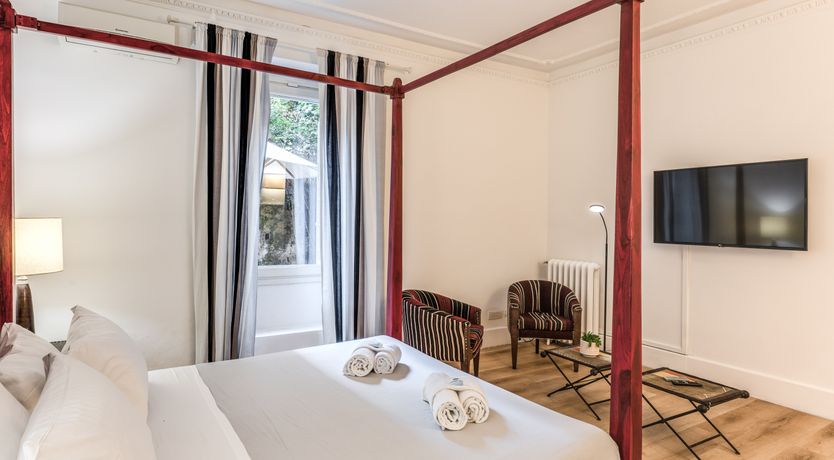 Photo of Roman Statues