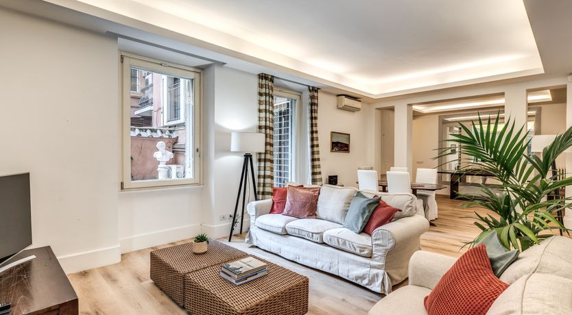 Photo of Roman Statues