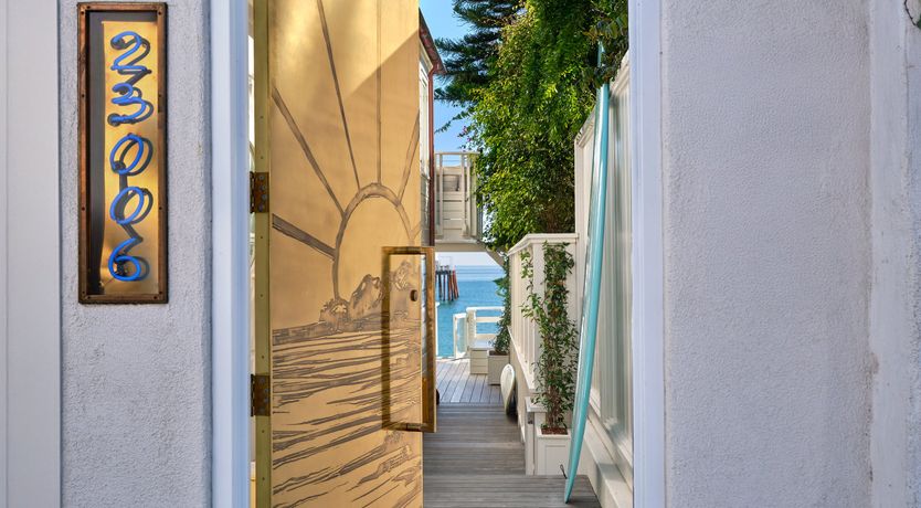 Photo of Malibu Sunlight