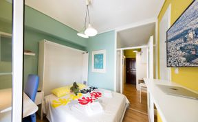 Photo of Startupper's Pad in real Athenian neighbourhood 