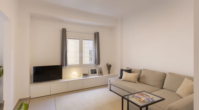Photo of Beautifully curated RENOV 1BR in Keramikos