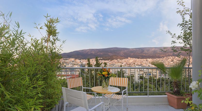 Photo of Bird's-eye view of Athens 