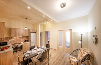 Comfortable Patisia apartment  Holiday Home
