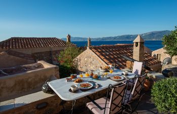 Casa Felicia, the Castle Mansion Experience  Holiday Home