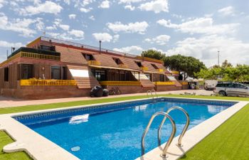 Mila Holiday Home